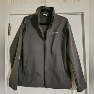 Columbia Jacket with zip Pockets Size Small